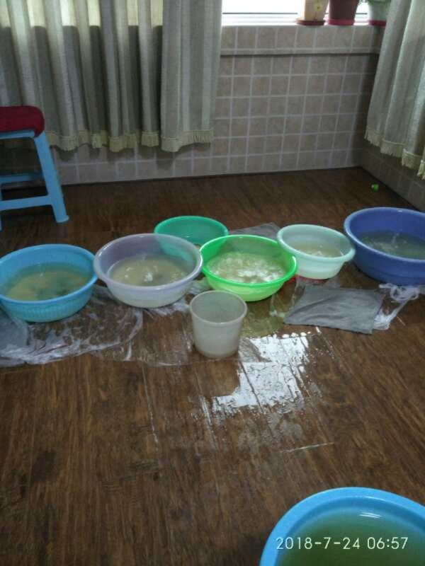 刚察如何判断家里漏水